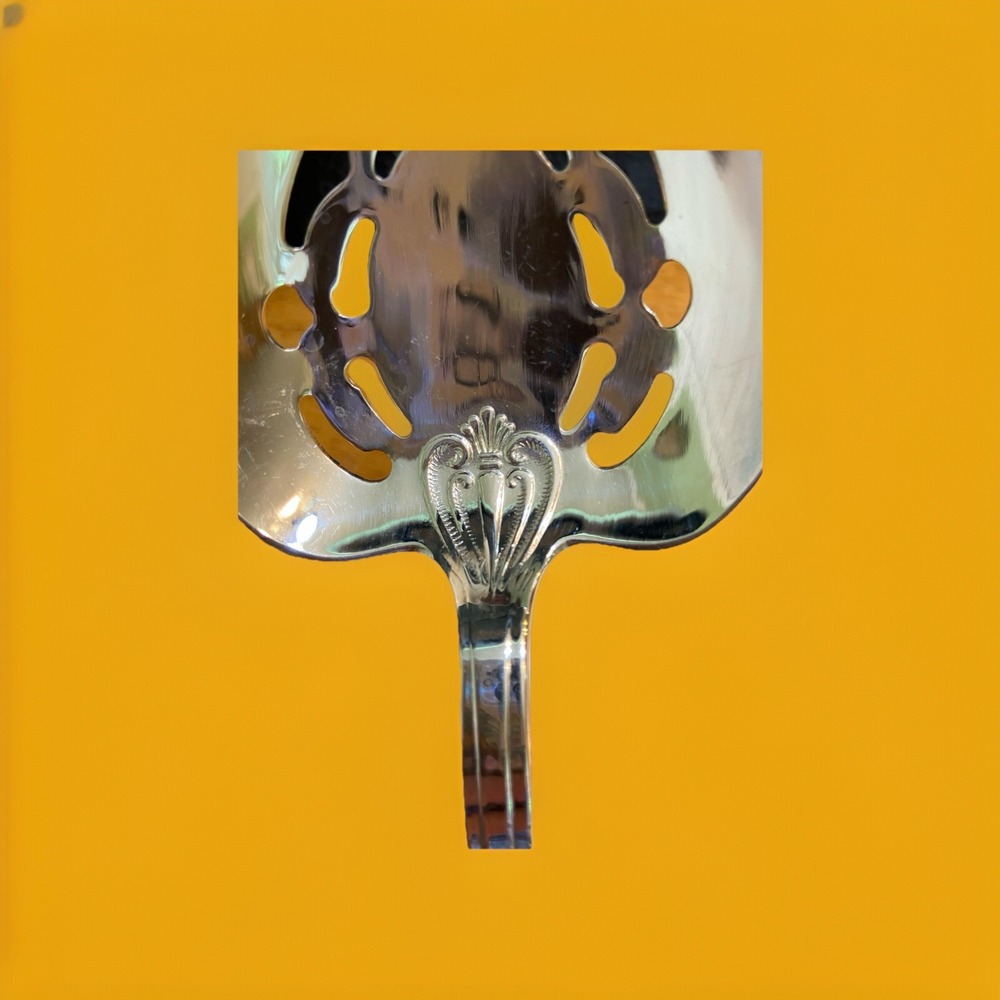 Bridal Rose Pierced Serving Spoon Towle Silver Silverplated Plated Slotted - Picture 4 of 6